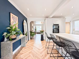 Photo 14- click for photo gallery